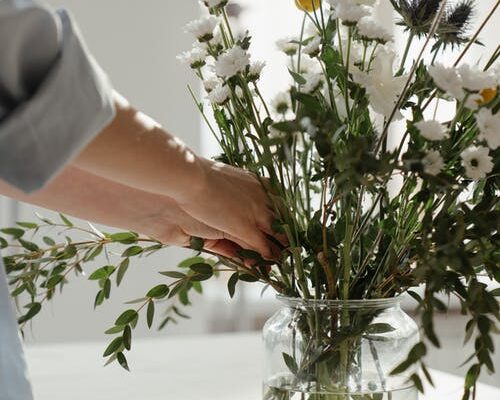 The Ups and Downs of Buying Flowers Online