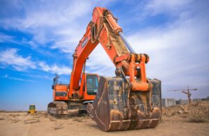 Heavy Machinery Moving Services: Things to Consider When Hiring One